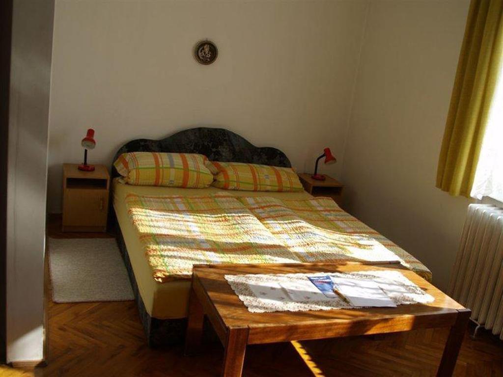 Pallósi Ház A Sarvar Exterior foto