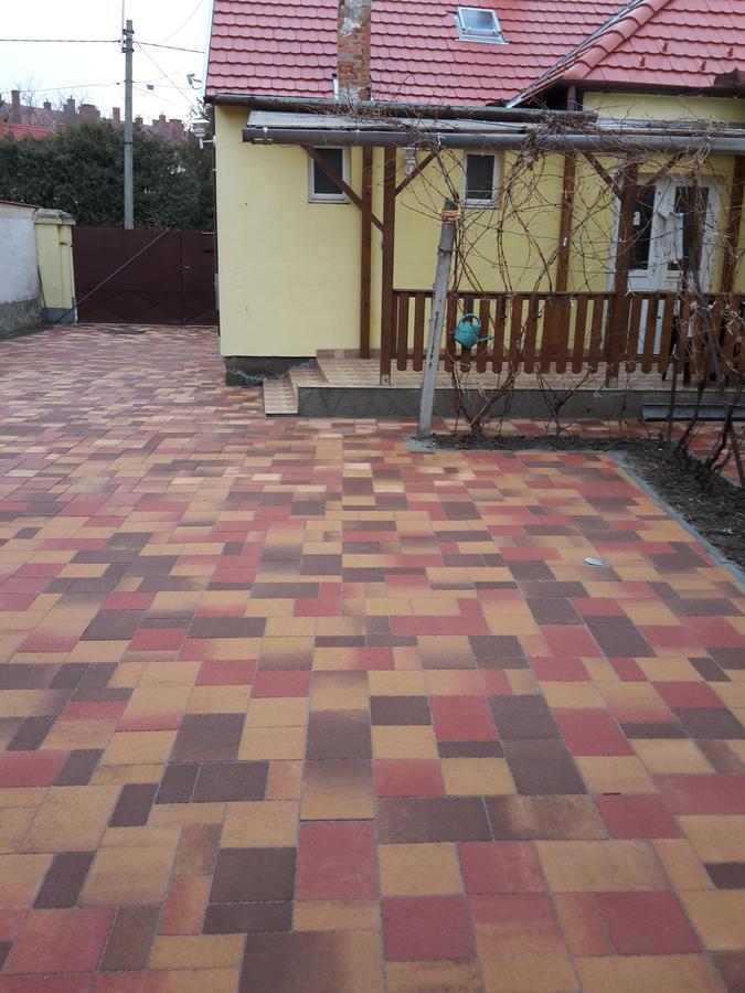 Pallósi Ház A Sarvar Exterior foto